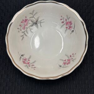 Favolina Karolina Jarolina Poland 3879 Fruit‎ BowlSilver Scalloped Floral 7